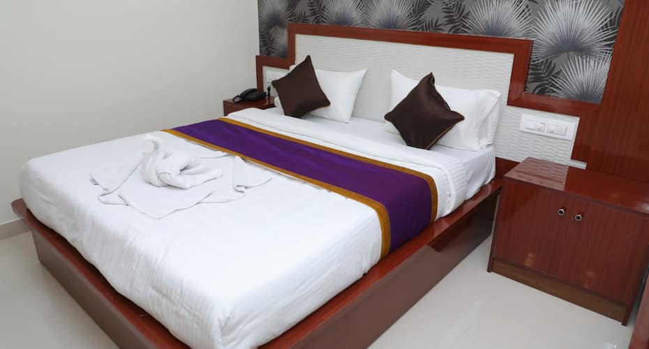Hotel UR Comforts, Bangalore 3