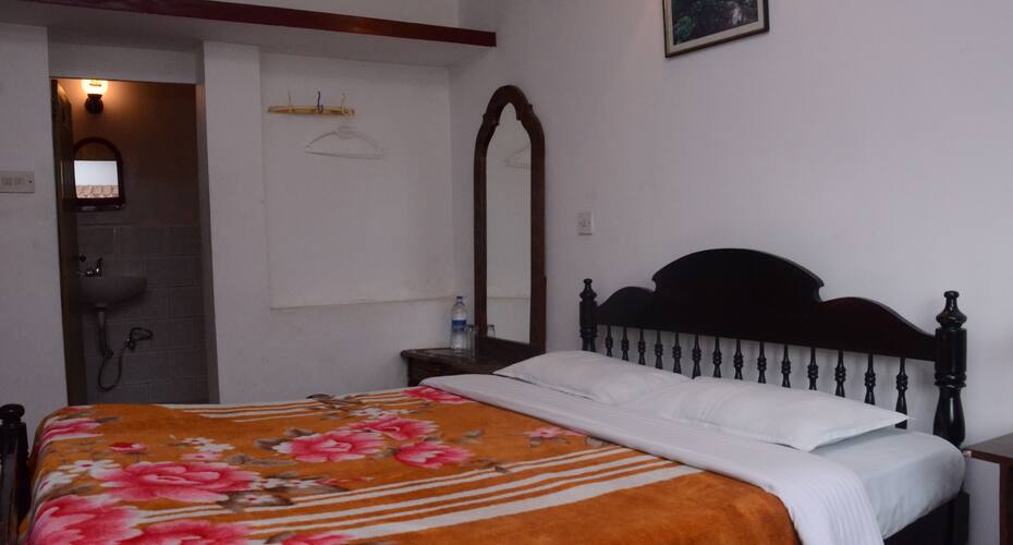 Sisiram Cottage Munnar Book This Hotel At The Best Price Only