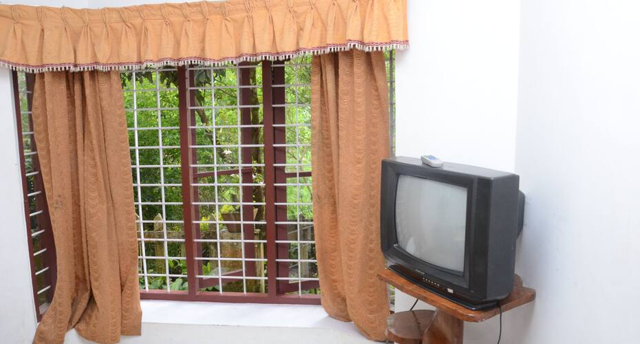 Sisiram Cottage Munnar Book This Hotel At The Best Price Only