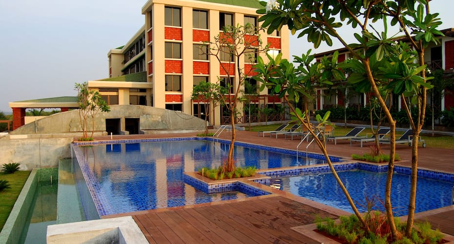 Greenleaf The Resort Spa Ganpatipule Price Reviews Photos Address Zarezerwuj swój pobyt w ganpatipule w hotel greenleaf the resort & spa w najlepszej cenie z maksymalną gwarancją na destinia. greenleaf the resort spa ganpatipule