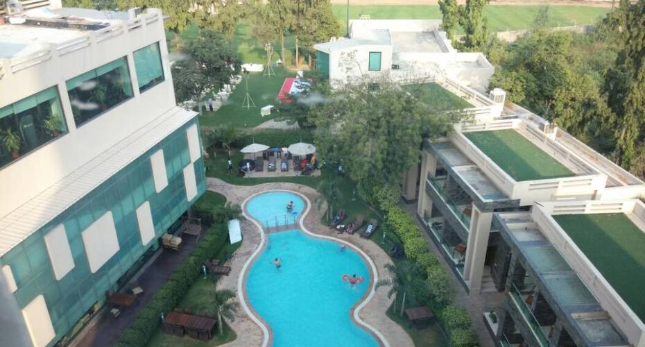 nadiad resort