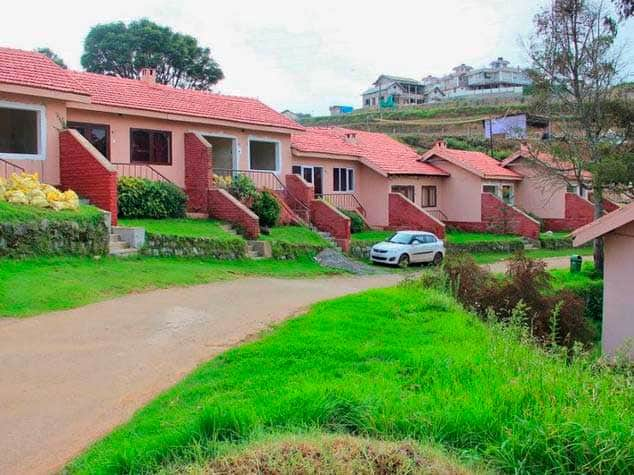 Hotel Lakeview Ooty Book This Hotel At The Best Price Only On