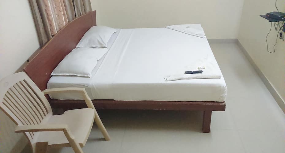 Arasan Inn Chrompet Hotel Booking Hotels In Chennai Bigbreaks Com