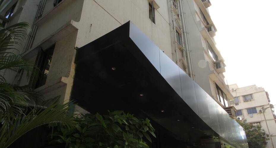 Amigo Hotel Mumbai Price Reviews Photos Address