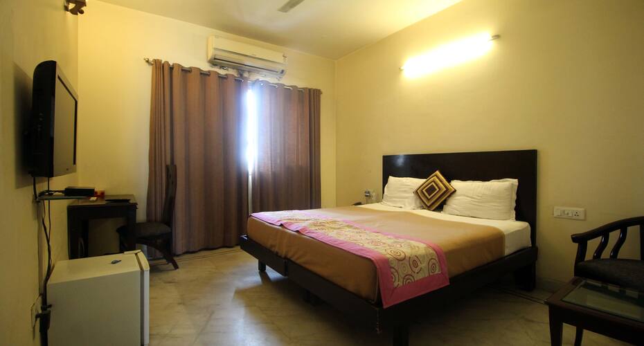 Kris Residency New Delhi Updated Photos Reviews Price - 