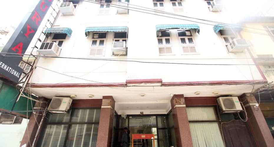 Hotel Surya International Karol Bagh Hotel Booking Hotels In New Delhi Bigbreaks Com