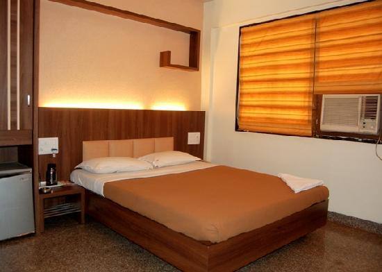 HOTEL SHINE HOSPITALITY MUMBAI 2* (India) - from US$ 42 | BOOKED
