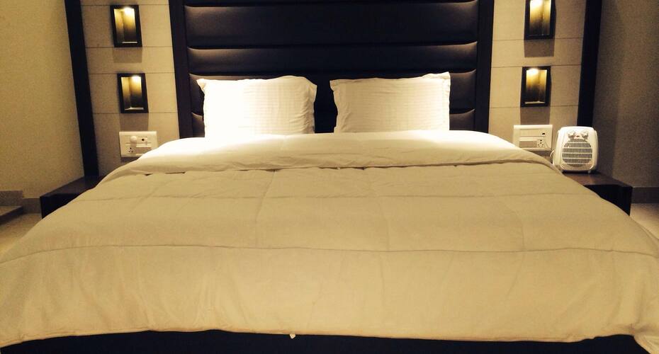 Hotel Aroma Inn Sirsa Price Reviews Photos Address Yatra hotels price range starts from sirsa has a number of hotels spread out at different regions. hotel aroma inn sirsa price reviews