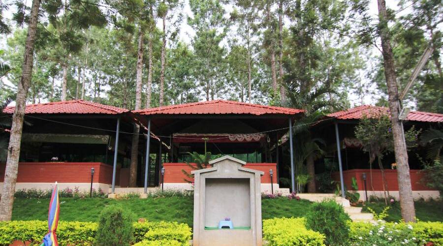 N P S Lake View Resort Kolli Hills Book This Hotel At The Best