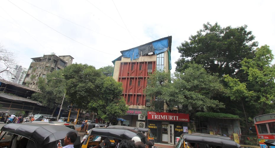 Trimurti Hotel, Mulund, 