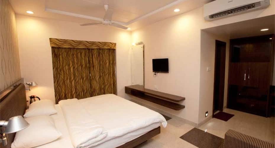 Hotel Usha Ascot Matheran Price Reviews Photos Address Usha ascot invites its guests to. hotel usha ascot matheran price