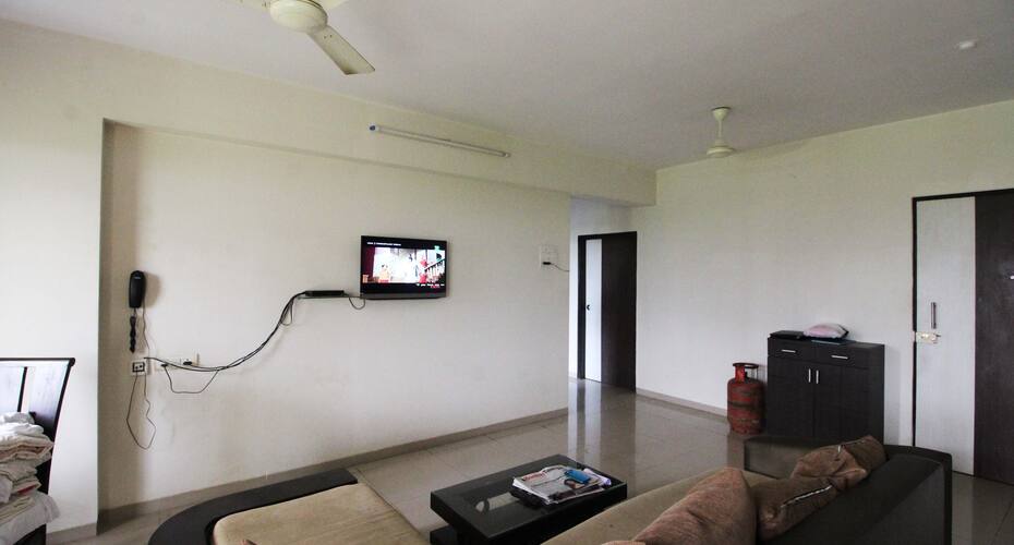 Shree Balaji  Service Apartments  Viman Nagar - 1, Pune 3