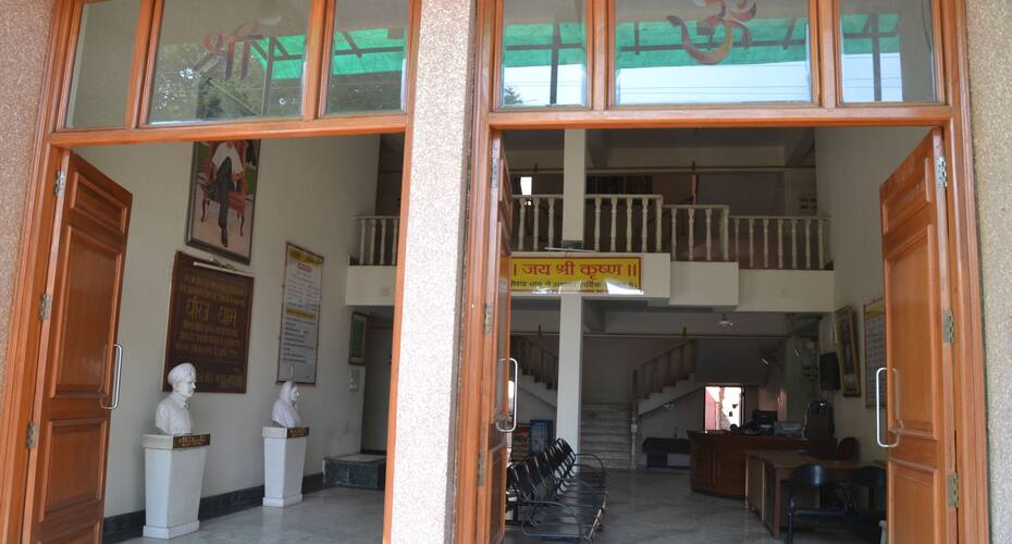 Dhiraj Dham Hotel Nathdwara Book Hotel Online Hoteldekho