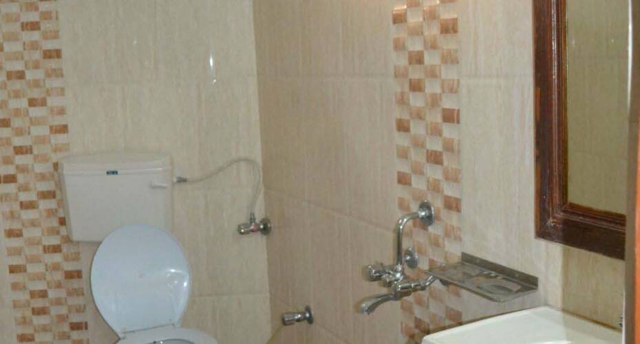 Lotus India Hotel Khajuraho Book Hotel Online Hoteldekho - 