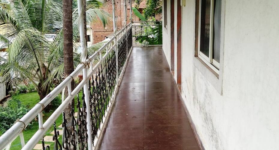 Suruchi Cottage Nagaon Hotel Booking Hotels In Alibaug Bigbreaks Com Also book from 42 safe & sanitized clean pass safety assured hotels in alibaug to stay in current covid 19 situation. suruchi cottage nagaon hotel booking