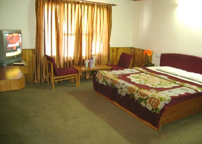 Tirupati Classic Hotel Manali Book Hotel Online Hoteldekho