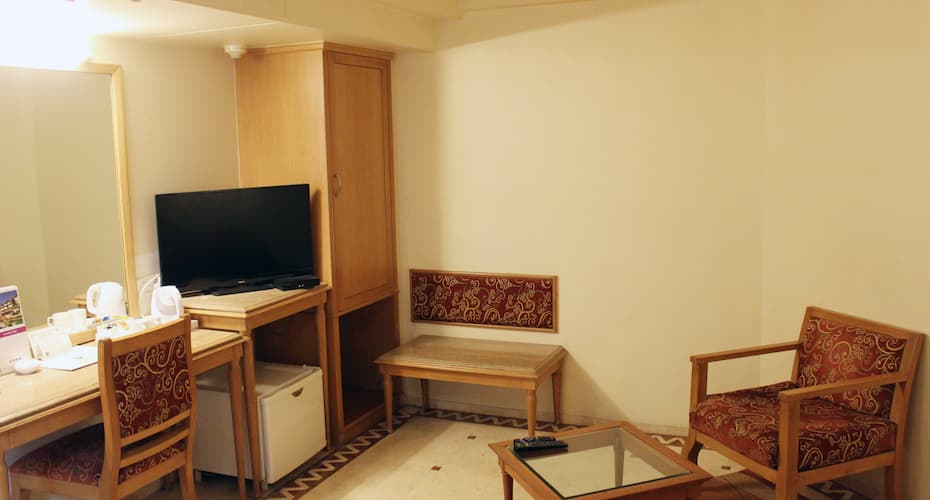 Comfort Inn President Ahmedabad Book This Hotel At The Best