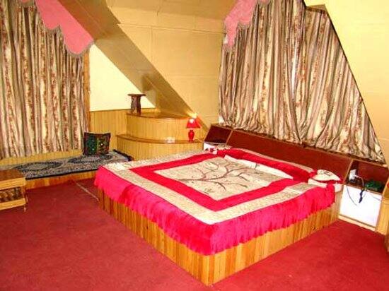 Chandramukhi Cottage Aleo Hotel Booking Hotels In Manali