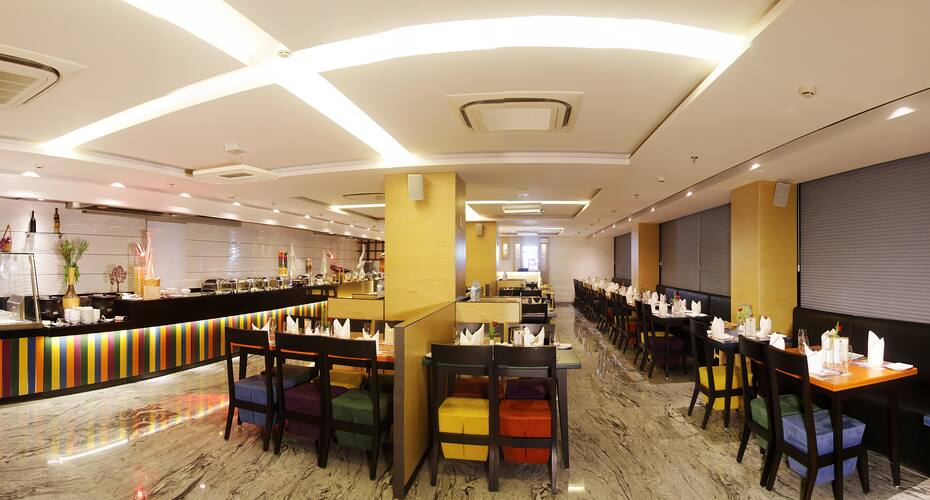 Effotel By Sayaji Indore Price Reviews Photos Address Deal and discounts with lowest price on hotel booking. effotel by sayaji indore price reviews