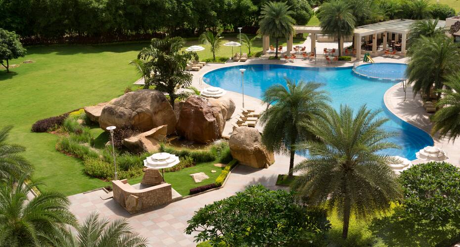 Novotel Hyderabad Convention Centre Kondapur Hotel Booking Hotels In Hyderabad Bigbreaks Com Positioned lakeside, novotel hyderabad convention centre offers great leisure facilities including a beautiful outdoor swimming pool, a modern the group boasts a powerful digital ecosystem, notably its booking portal accorhotels.com, its brand websites and its loyalty program le club accorhotels. bigbreaks com