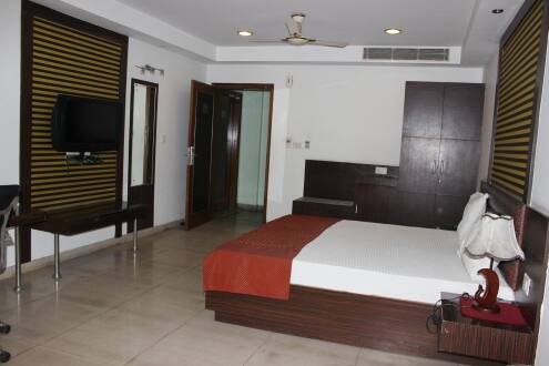 Hotel Parth Paradise Ghaziabad Book This Hotel At The - 