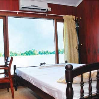 Cosy Houseboats Alleppey Book This Hotel At The Best