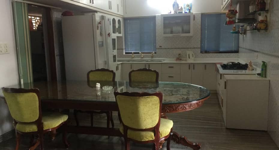 A scenic and peaceful waterfront home with all amenities and comfort., Kochi 2