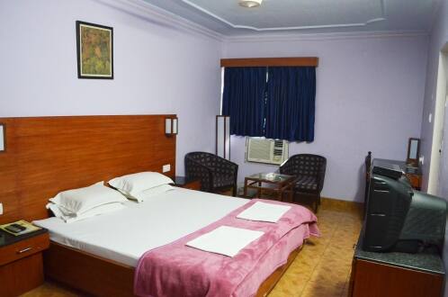 Hotel Charans International Lucknow Book This Hotel At - 