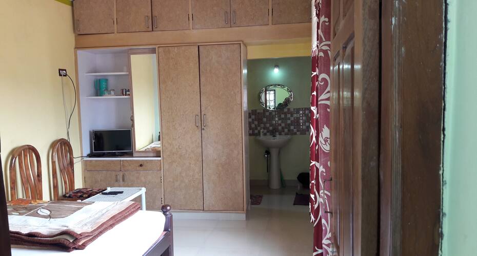 Eshwari Inn Homestay, Madikeri 5