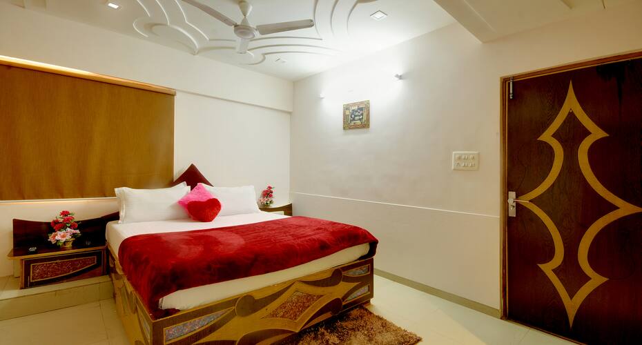 Hotel Jaunt Safari Residency Ahmedabad Image 3 Hotel Jaunt Safari Residency Ahmedabad