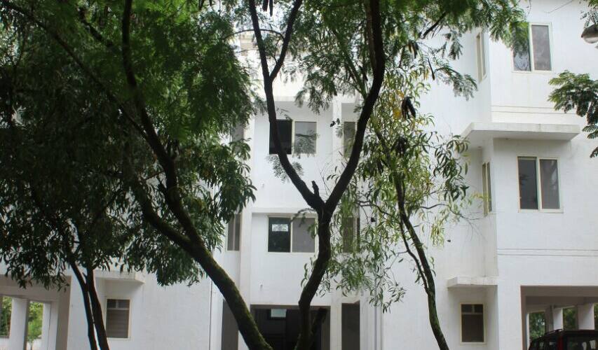 2 BHK Serviced apartments at Lonavala with pool, Lonavala 4