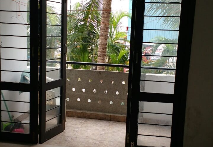 Room For A Day Or Two (sat-sun) In A 3 Bhk Fully Furnished Flat, Chennai 4