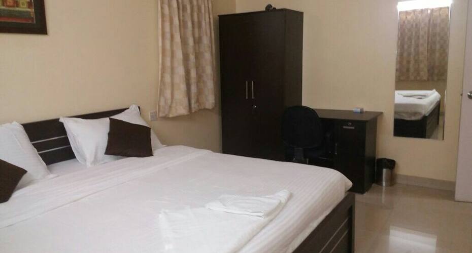Dp service apartment in navi mumbai, Navi Mumbai 2