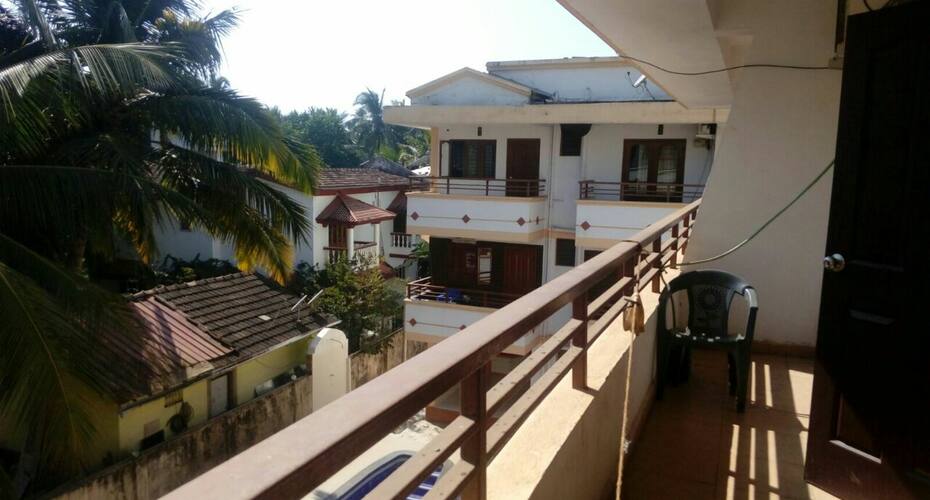 A cozy well furnished 2 bhk apartment, Goa 3