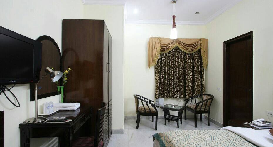 Ess Kay Ess Villa, Gurgaon 3