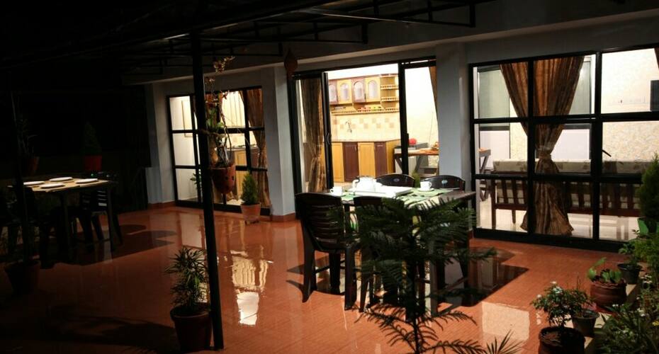 Water's Edge Apartment, Kochi 5