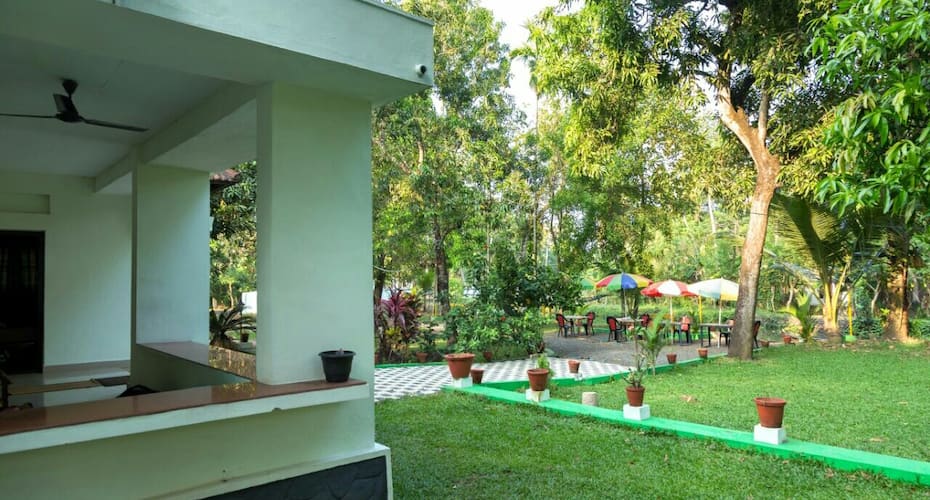 Aqualillies Water Front Heritage Homestay, Kottayam 5
