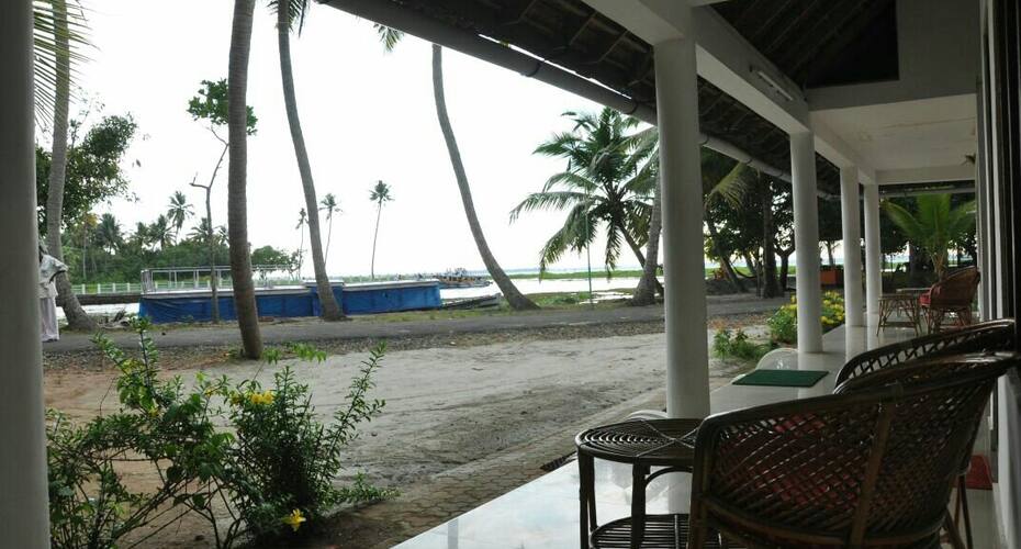 Cruise N Lake, Kumarakom 5