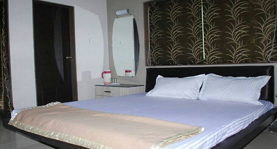 Raviraj Guest House, Viramgam 3