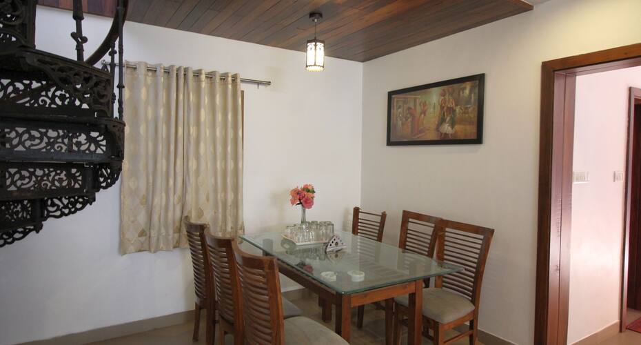 Shanthi Kunj 2 Room Cottage, Mahabaleshwar 2