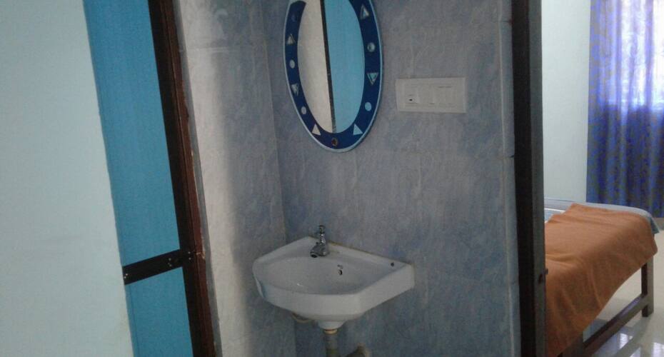 Ganesh guest house, Goa 5