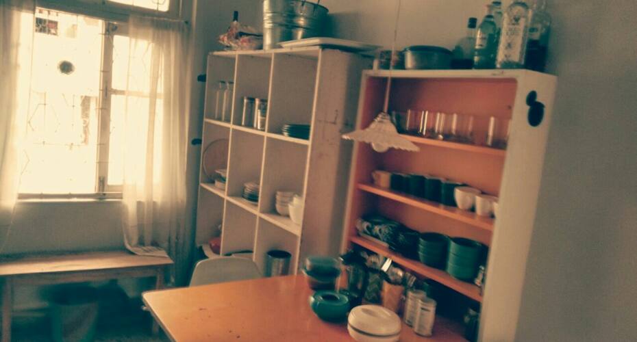 Quaint room in bandra west, Mumbai 2