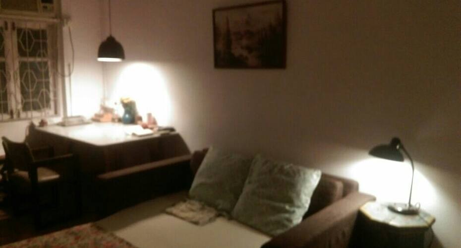 Quaint room in bandra west, Mumbai 3