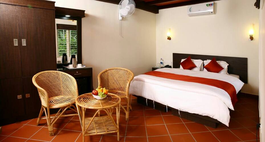 Field View Estate Bungalow, Wayanad 3