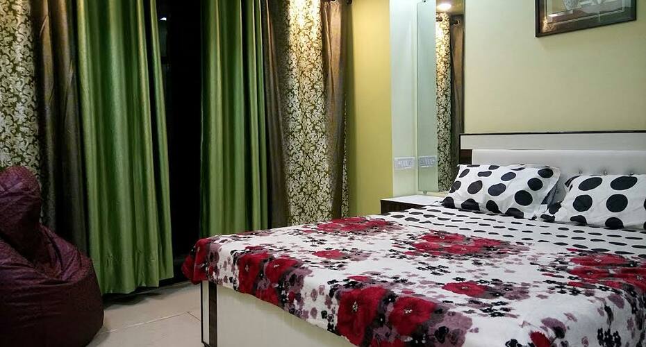 Cosy 2bhk Apartment With Scenic View, Mumbai 5