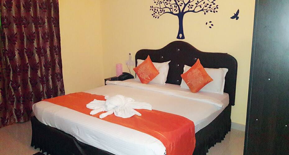 Leela Inn Delux Room Candolim Beach, Goa 4