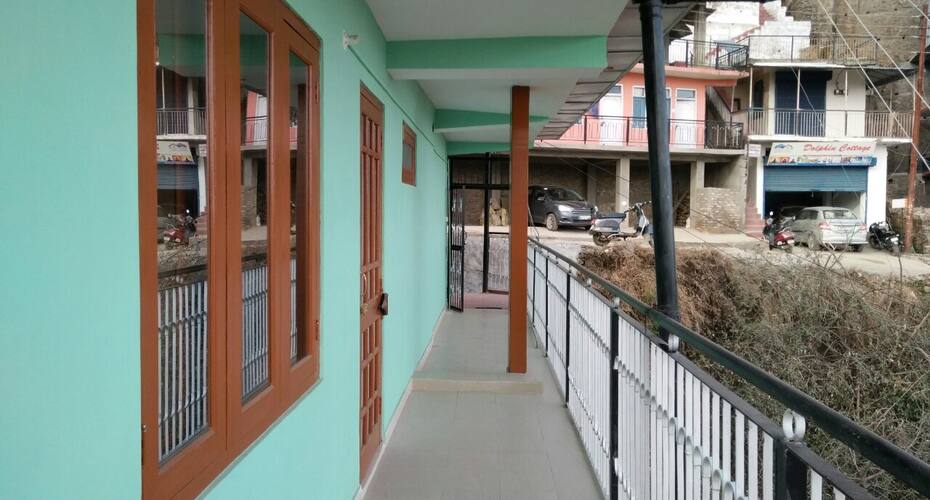 Geeta cottage homestay, Shimla 3