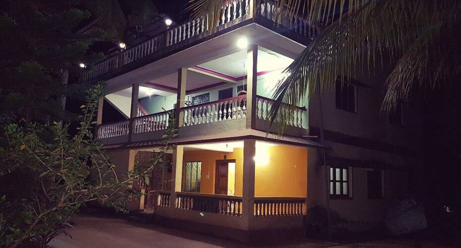 Dev Homestays- Home Away From Home, Sawantwadi 5