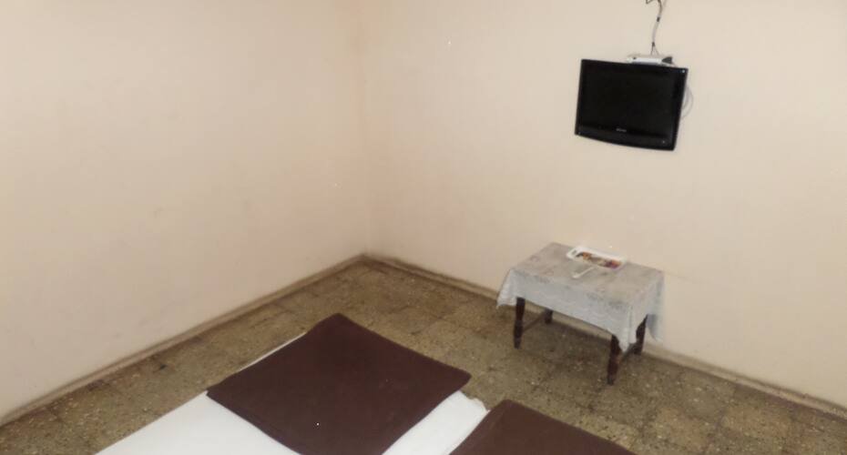 Hotel Sanket Lodging, Nashik 4