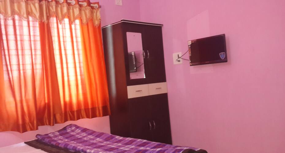 Swaraj Guest House, Nashik 3